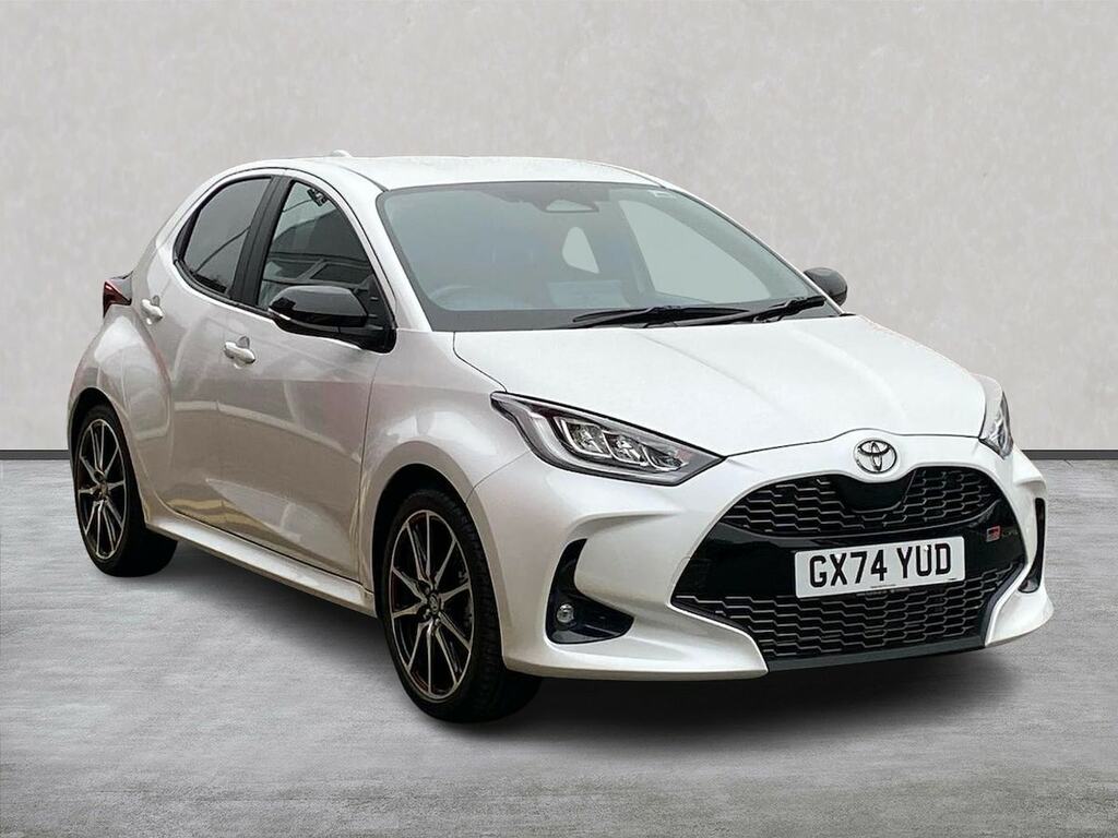 Toyota Yaris 1.5 Vvt-h Gr Sport Hatchback Hybrid E-c White