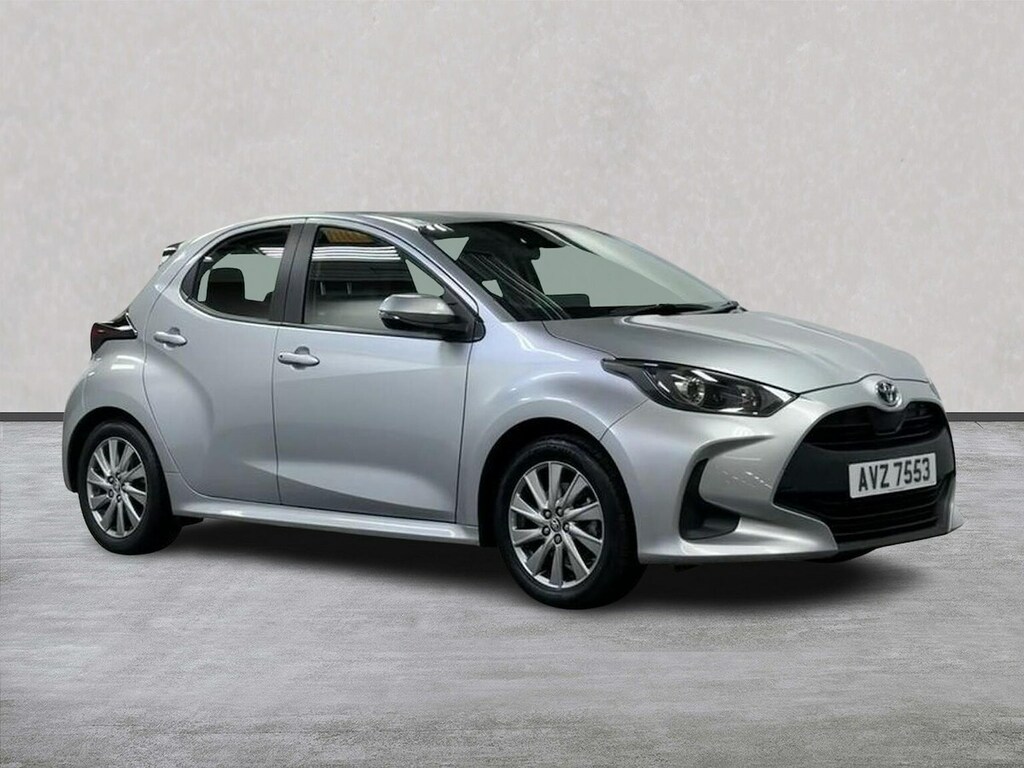 Toyota Yaris 1.5 Vvt-h Icon Hatchback Hybrid E-cvt E Silver