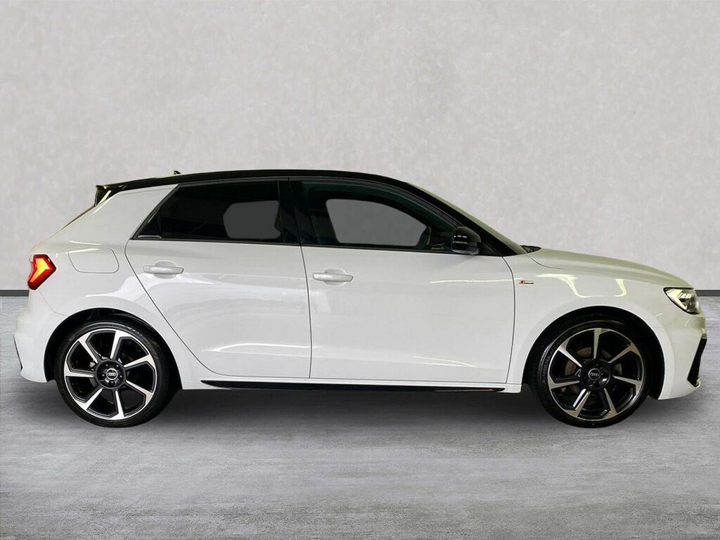 Audi A1 1.5 Tfsi 35 Black Edition Sportback S T SC22YHZ White #3