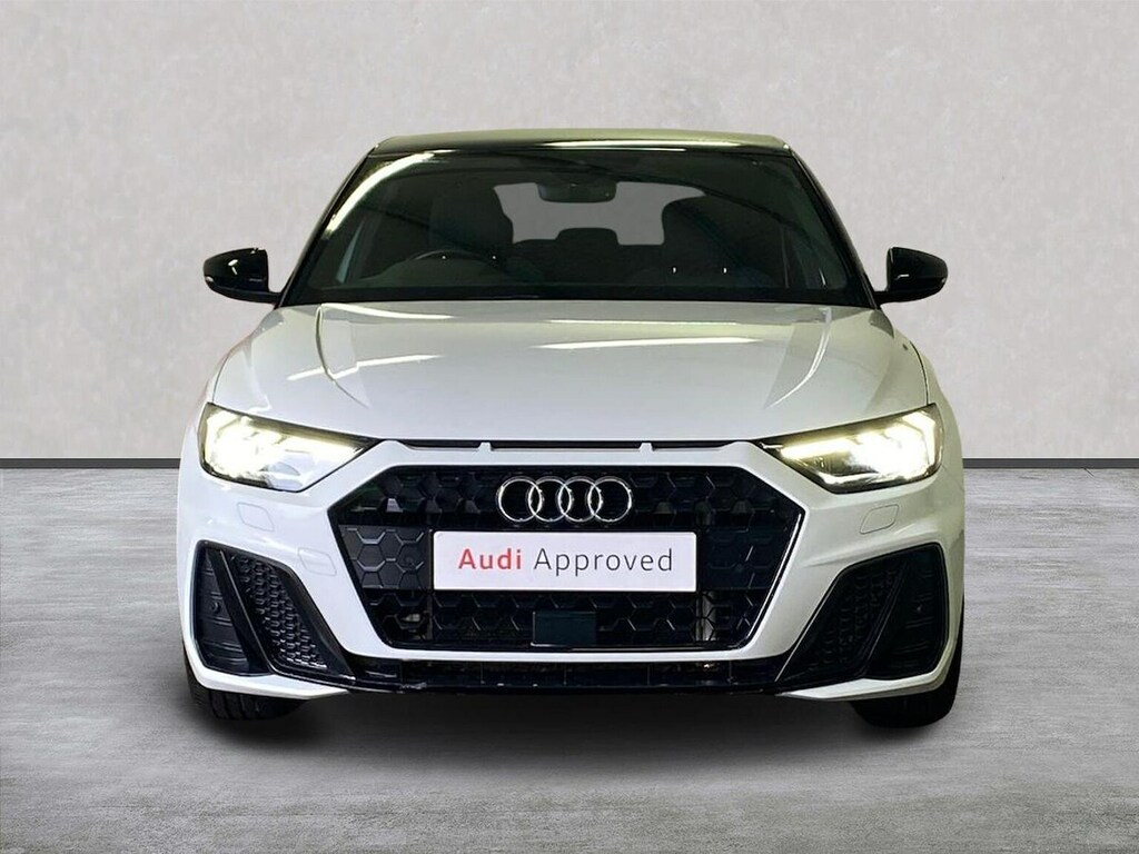 Audi A1 1.5 Tfsi 35 Black Edition Sportback S T SC22YHZ White #5