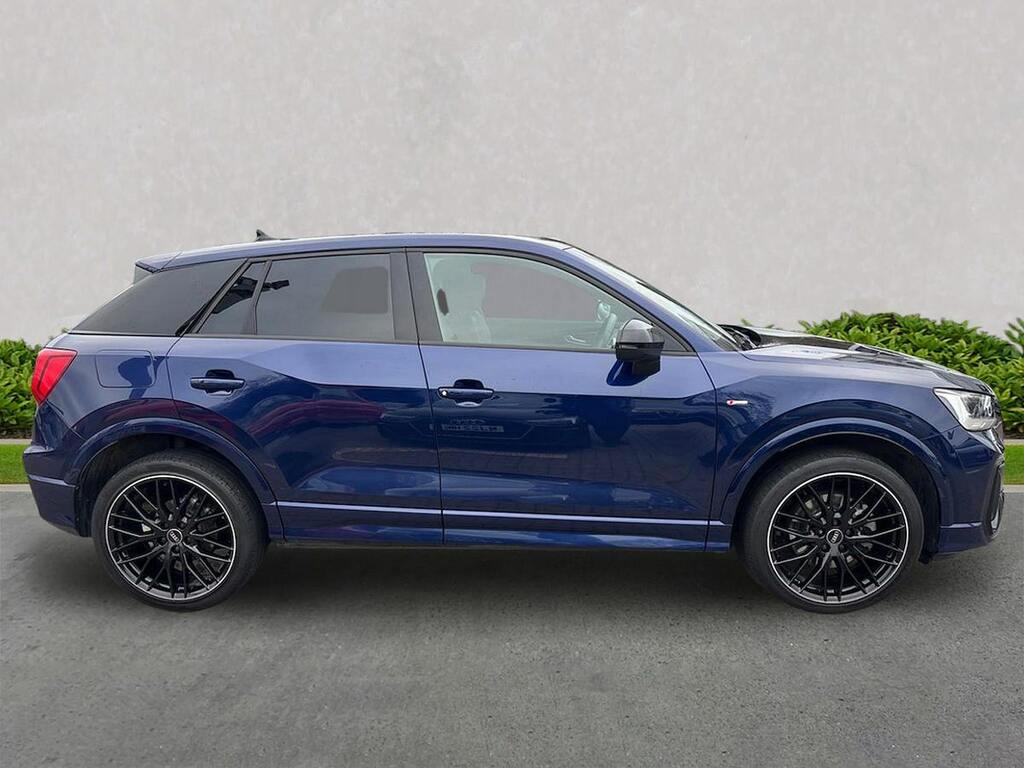 Audi Q2 1.0 Tfsi 30 Black Edition Suv Eu RK22MYD Blue #3
