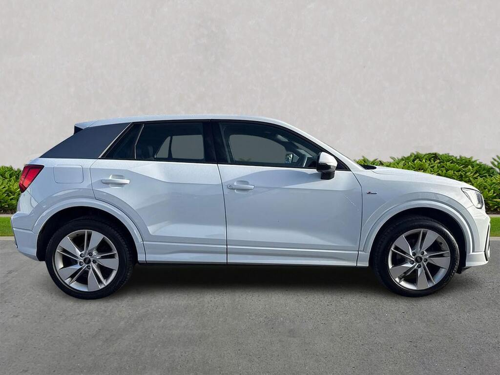 Audi Q2 1.5 Tfsi Cod 35 S Line Suv Euro KMZ6898 White #4