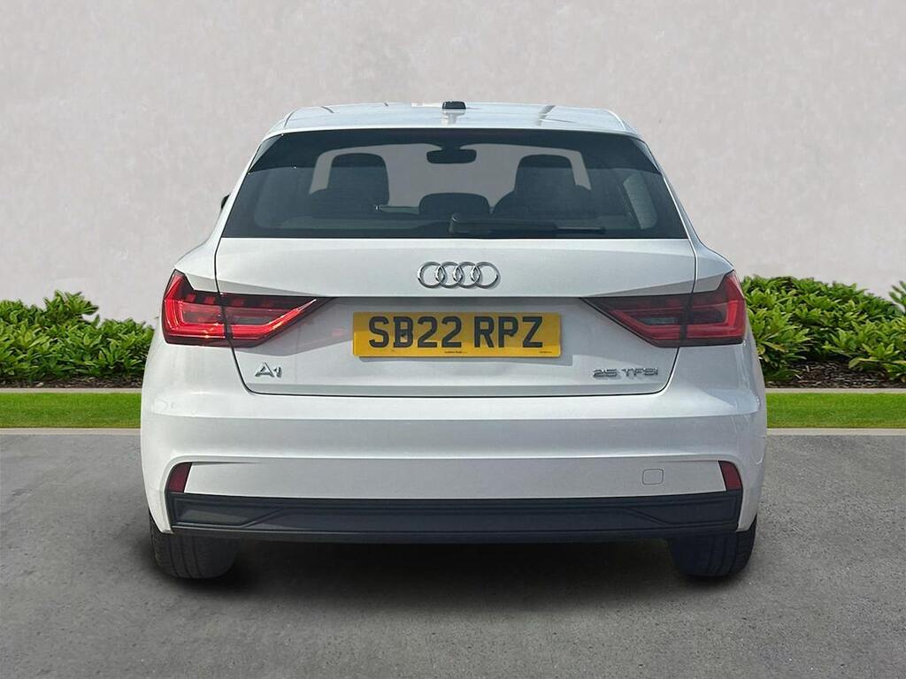 Audi A1 1.0 Tfsi 25 Technik Sportback Eu SB22RPZ White #4
