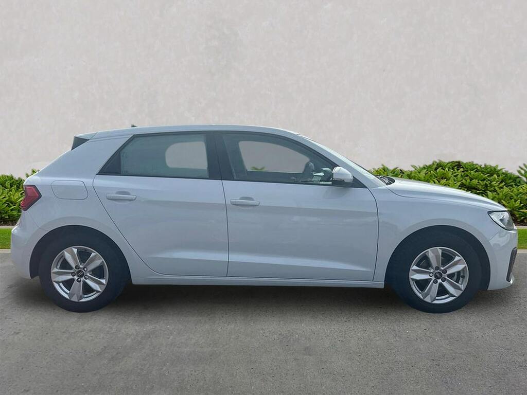 Audi A1 1.0 Tfsi 25 Technik Sportback Eu SB22RPZ White #3
