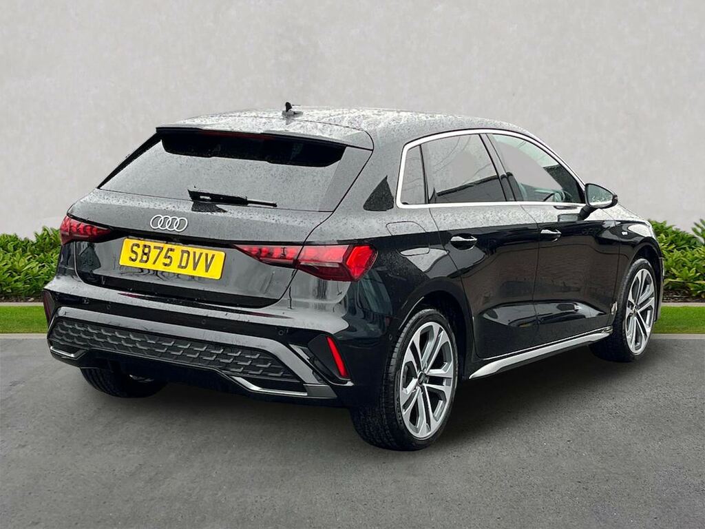 Audi A3 1.5 Tfsi E 204 S Line S Tronic SB75DVV Black #2