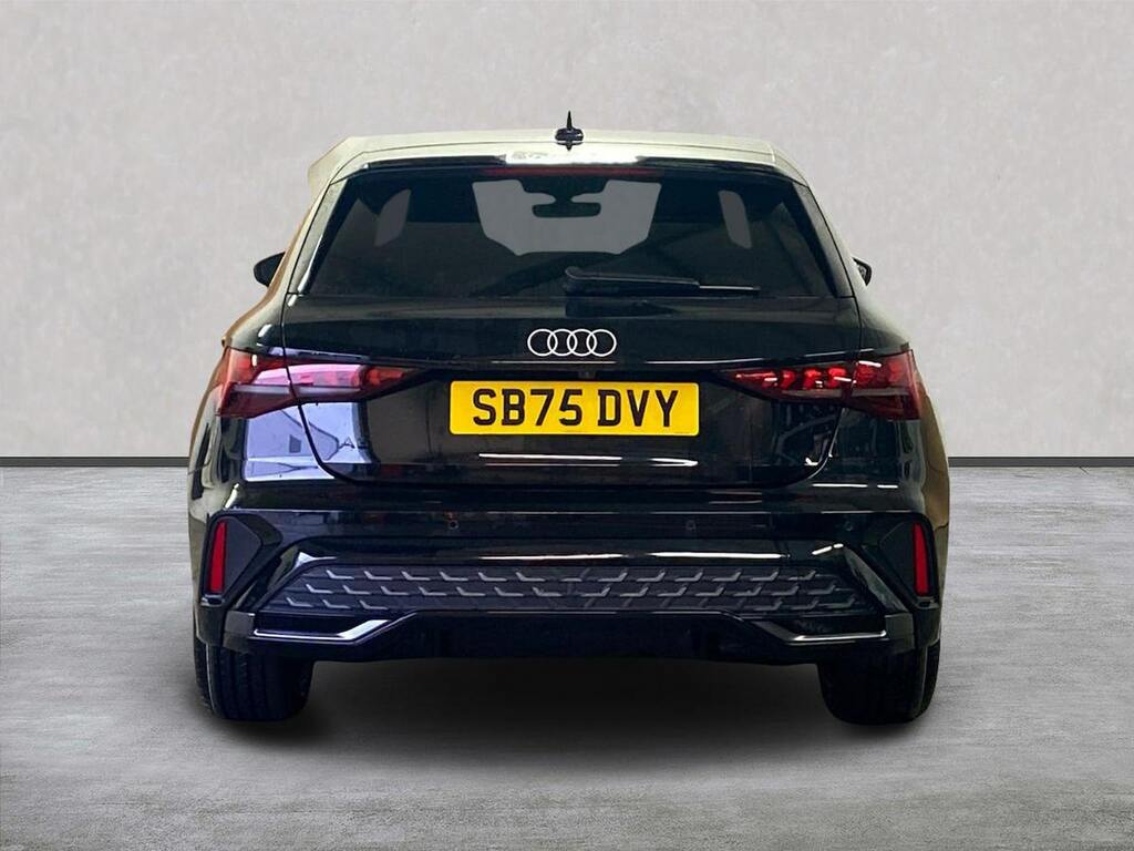 Audi A3 1.5 Tfsi E 204 S Line S Tronic SB75DVY Black #4