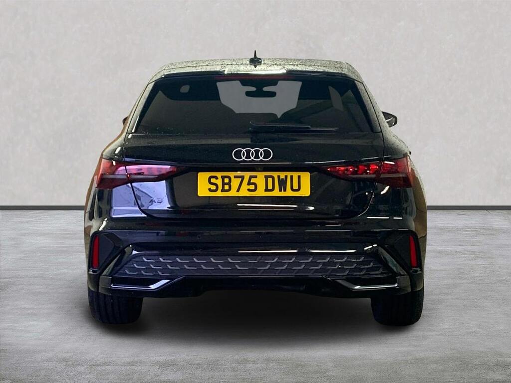 Audi A3 1.5 Tfsi E 204 S Line S Tronic SB75DWU Black #4