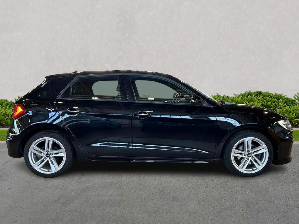 Audi A1 1.0 Tfsi 30 S Line Sportback Eur NJ23HYV Black #3