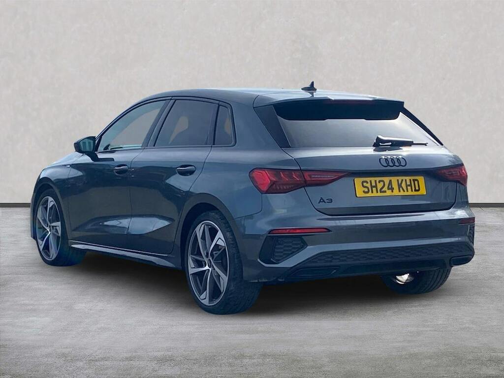Audi A3 1.5 Tfsi 35 Black Edition Sportback Man Grey #2