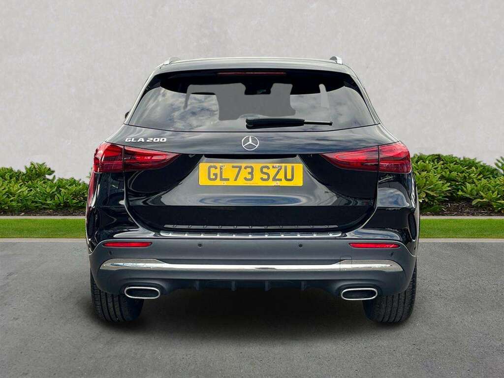 Mercedes-Benz GLA Class Gla 200 Amg Line Executive GL73SZU Black #4