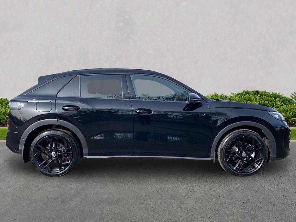 Volkswagen T-Roc 1.5 Etsi 150 R-line Dsg NX26LGU Black #3