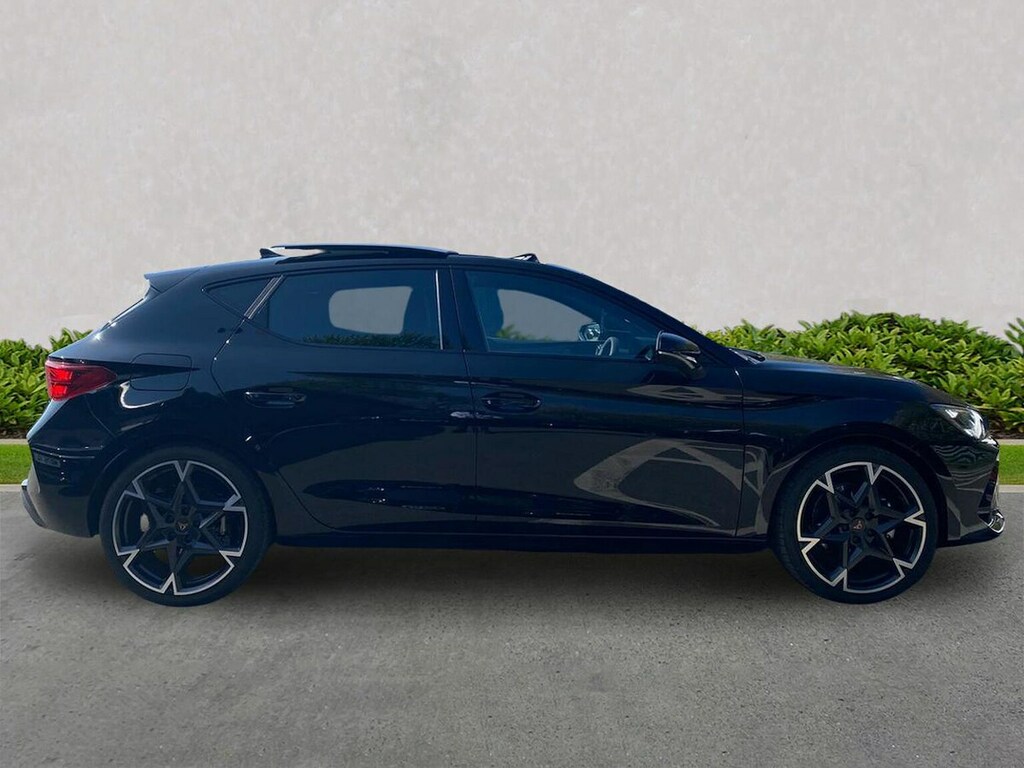 Cupra Leon Leon 1.5 Ehybrid 204 V2 Dsg Hatchback MA26TGO Black #3