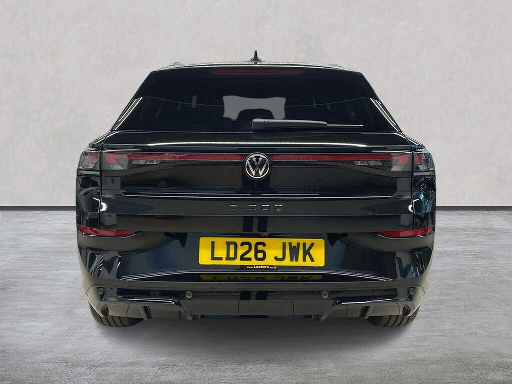 Volkswagen T-Roc 1.5 Etsi 150 R-line Dsg LD26JWK Black #4