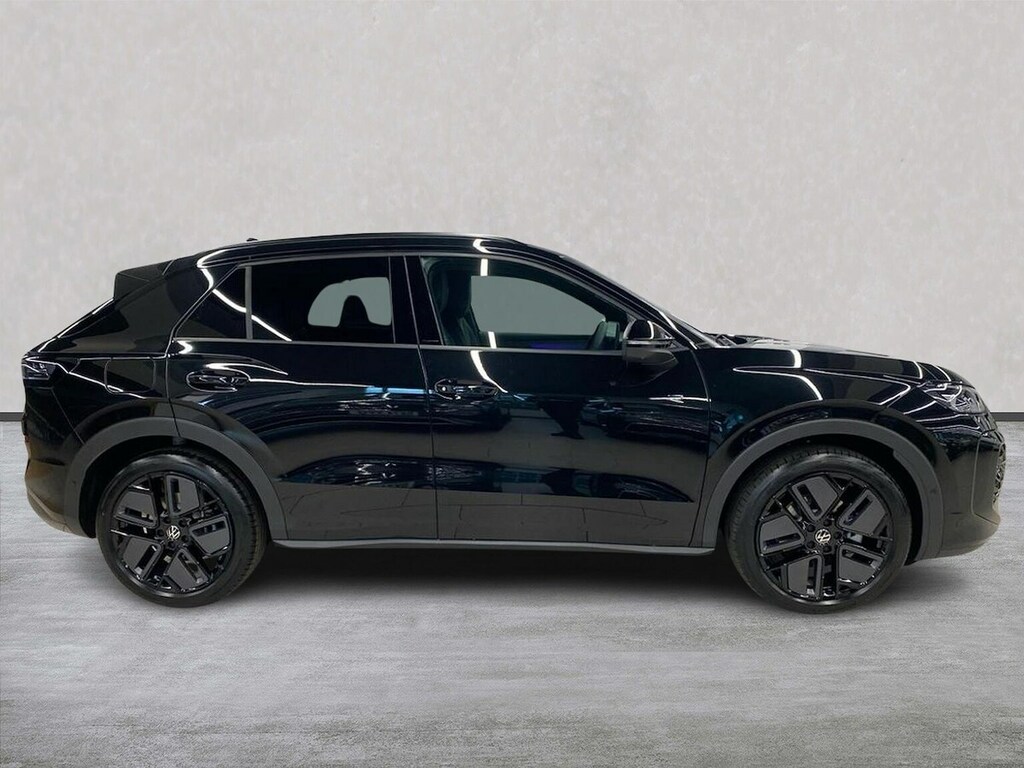 Volkswagen T-Roc 1.5 Etsi 150 R-line Dsg LD26JWK Black #3