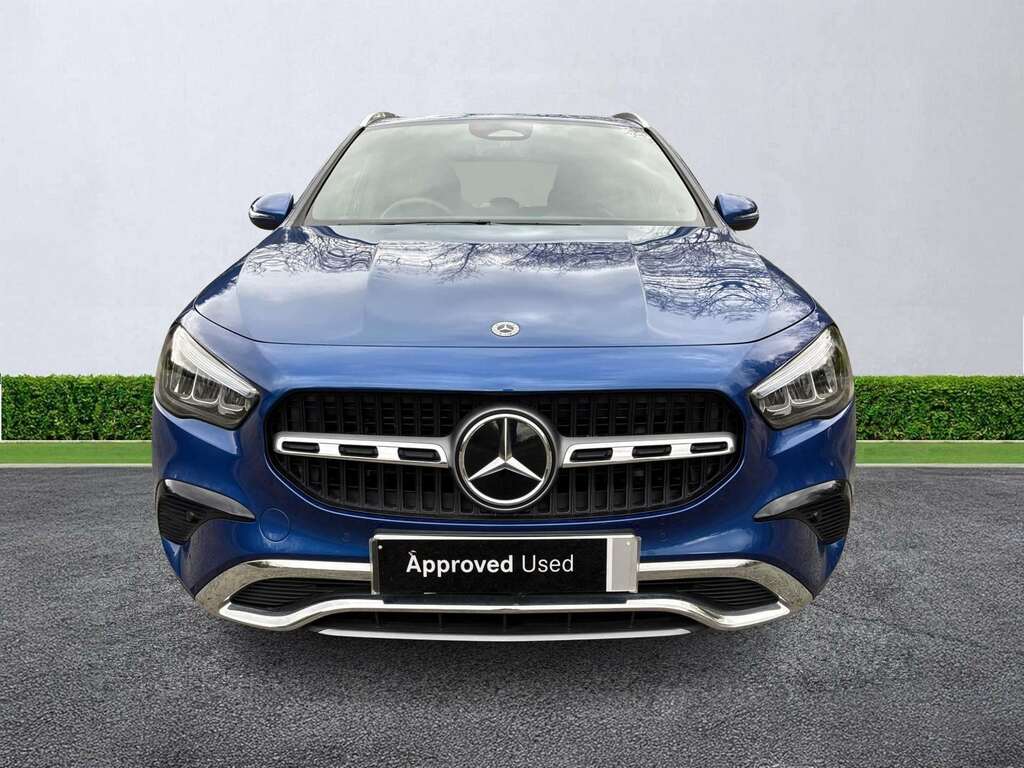 Mercedes-Benz GLA Class Gla 200 Sport Executive BA73YZZ Blue #5