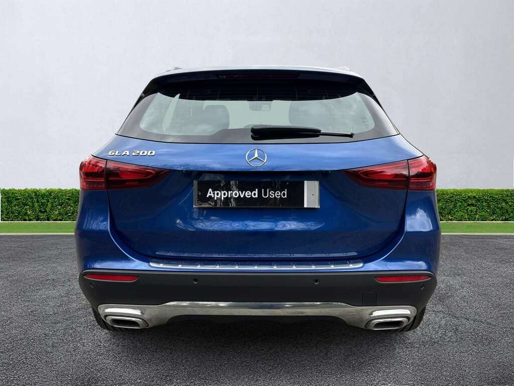 Mercedes-Benz GLA Class Gla 200 Sport Executive BA73YZZ Blue #4
