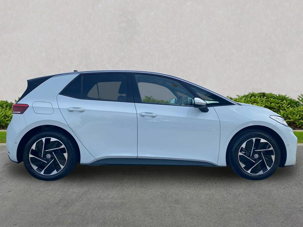 Volkswagen ID.3 150Kw Match Pro 59Kwh PK26VYJ White #3