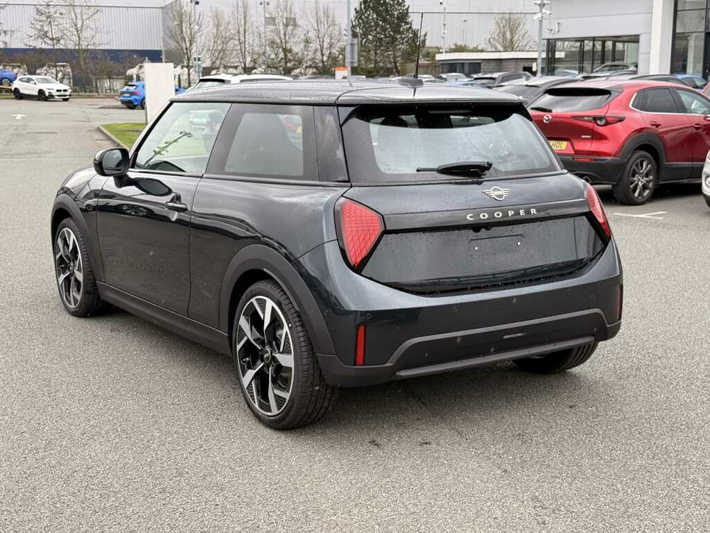 Mini Hatch 1.5 C Exclusive Level 1 Grey #2