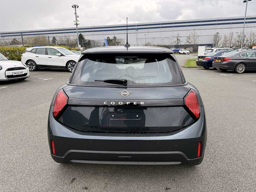 Mini Hatch 1.5 C Exclusive Level 1 Grey #4