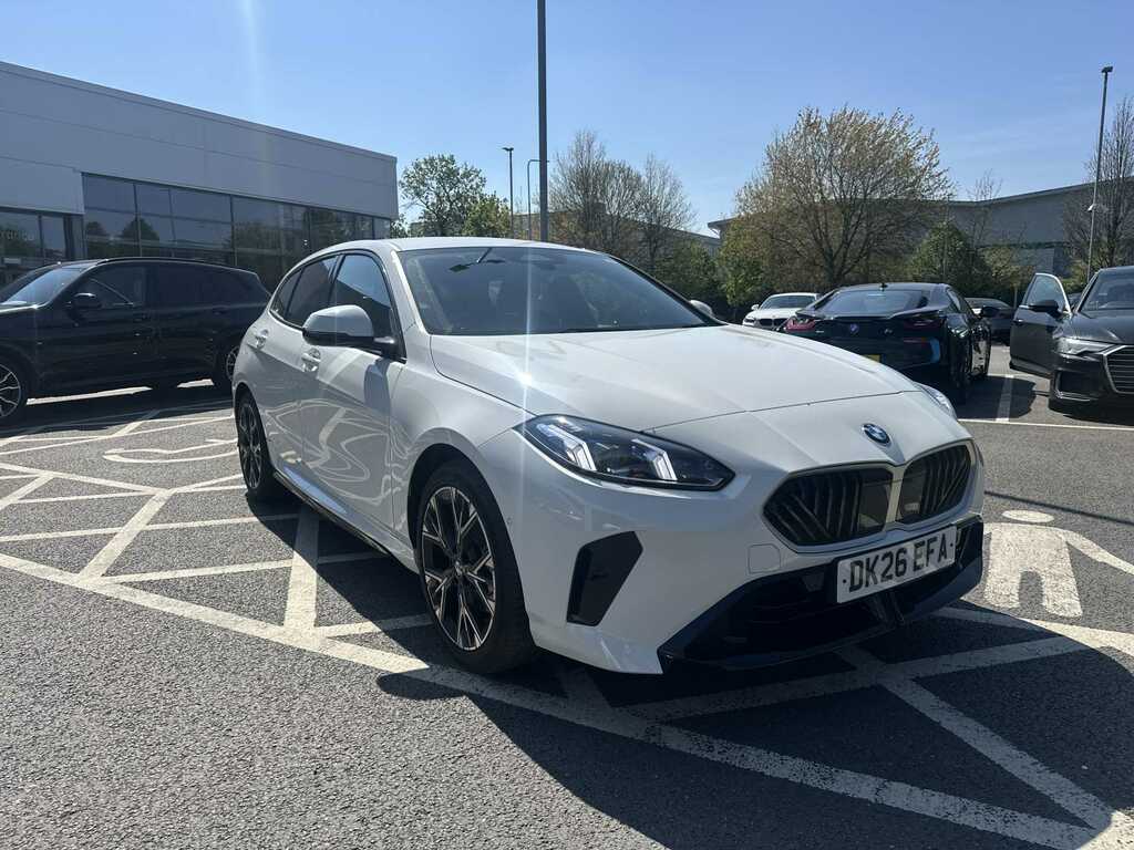 BMW 1 Series 120 M Sport Step White