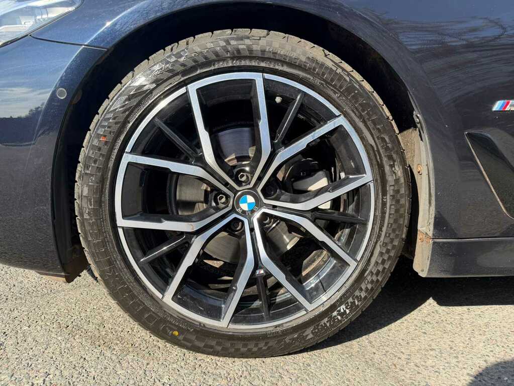 BMW 5 Series 520D Mht M Sport Step DL22NWA Black #4