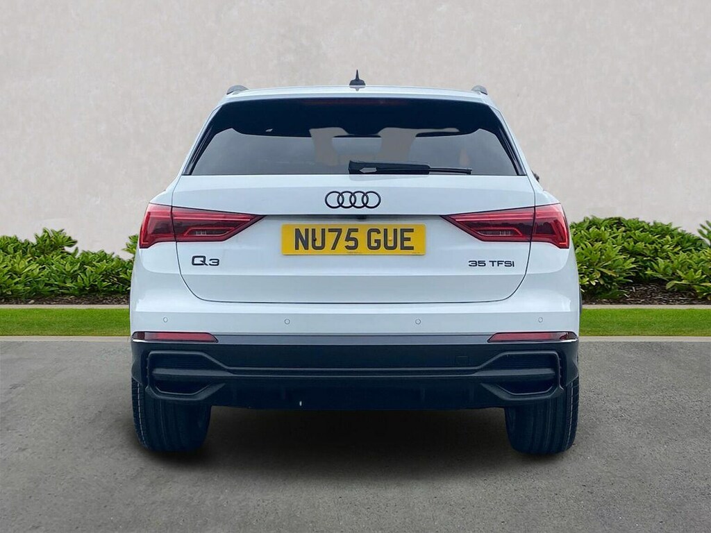Audi Q3 35 Tfsi Black Edition S Tronic Tech Pack NU75GUE White #4