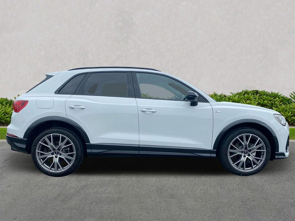 Audi Q3 35 Tfsi Black Edition S Tronic Tech Pack NU75GUE White #3