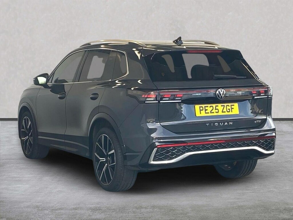 Volkswagen Tiguan Tiguan R-line 1.5 Etsi 150Ps 7-Speed Dsg Grey