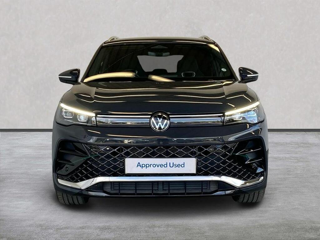 Volkswagen Tiguan Tiguan R-line 1.5 Etsi 150Ps 7-Speed Dsg PE25ZGF Grey #4