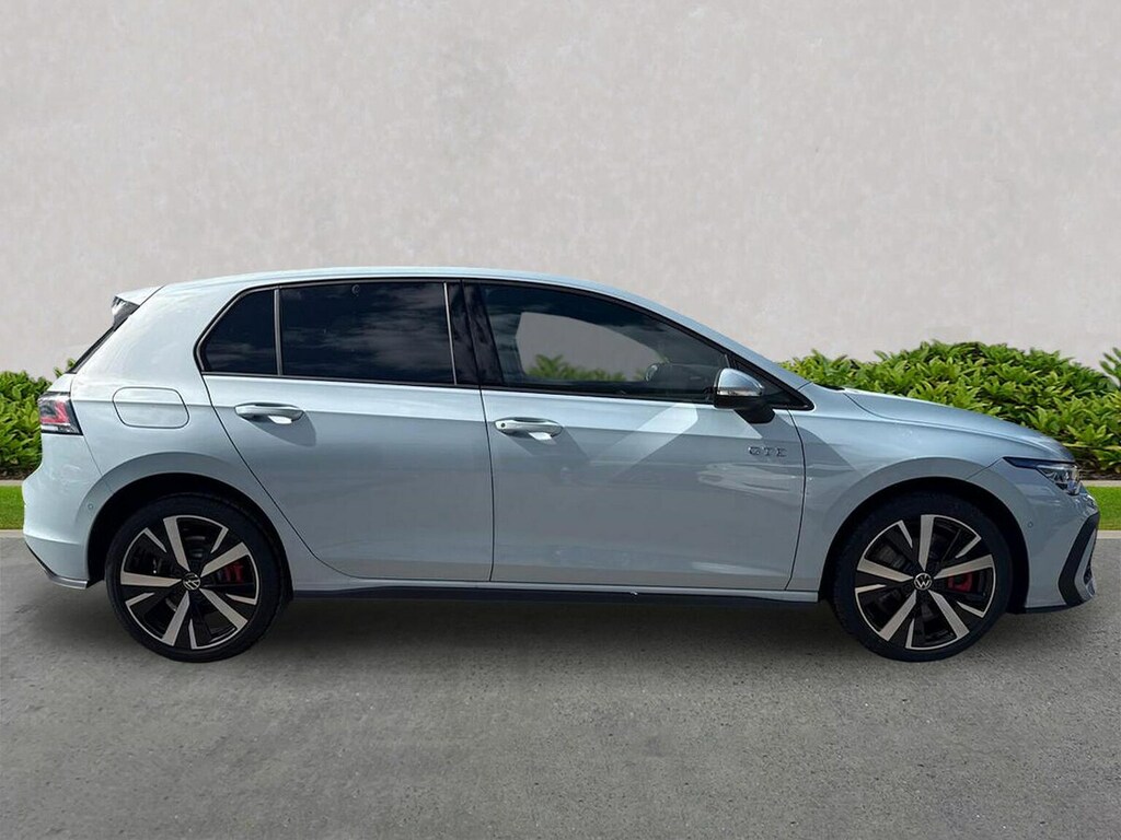 Volkswagen e-Golf 1.5 Tsi Ehybrid 19.7Kwh Gte Hatchback P Blue #3