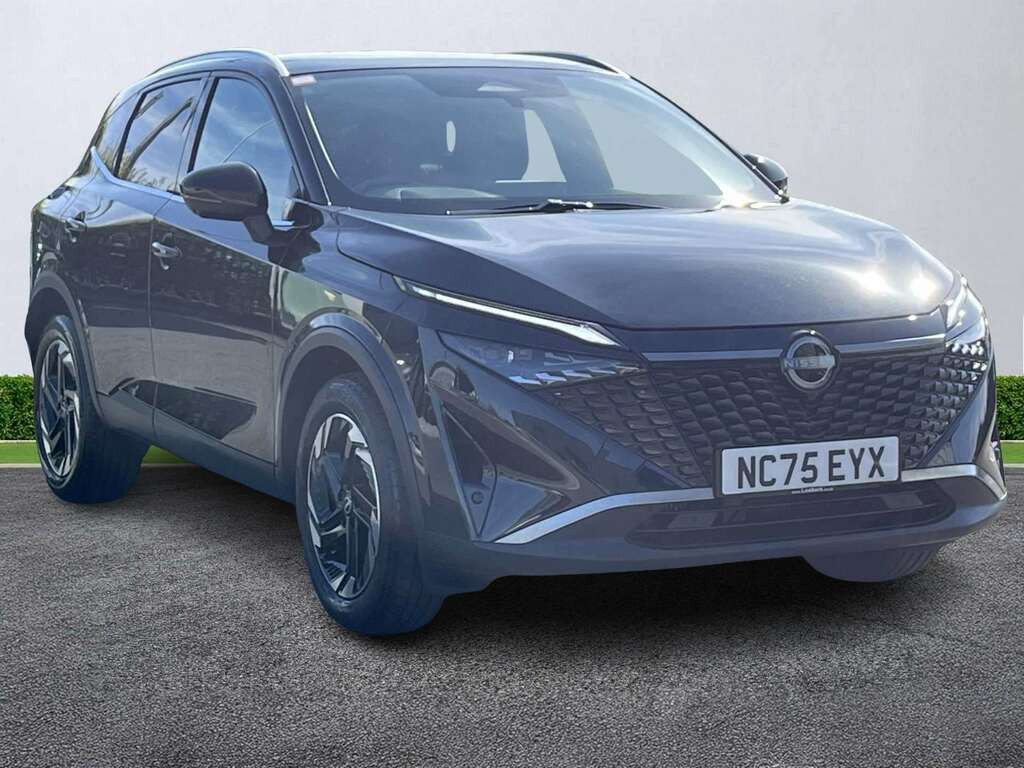 Nissan Qashqai 1.3 Dig-t Mh N-connecta Black