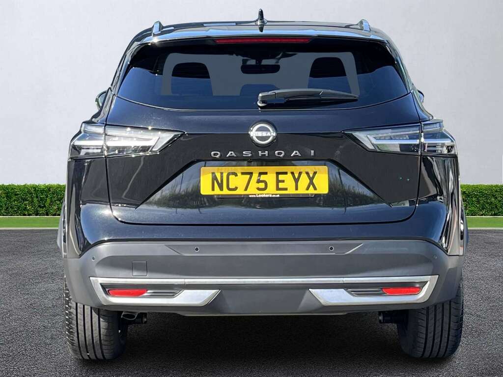 Nissan Qashqai 1.3 Dig-t Mh N-connecta NC75EYX Black #4