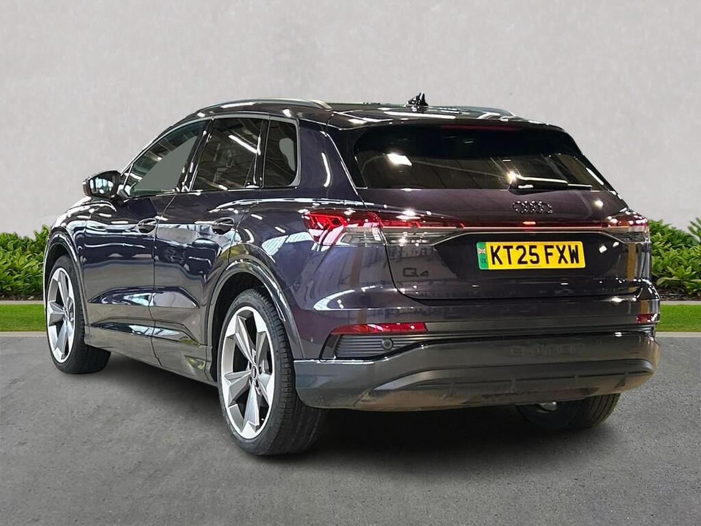 Audi Q4 E Tron 45 Black Edition Suv 82Kwh 286 KT25FXW Purple #2