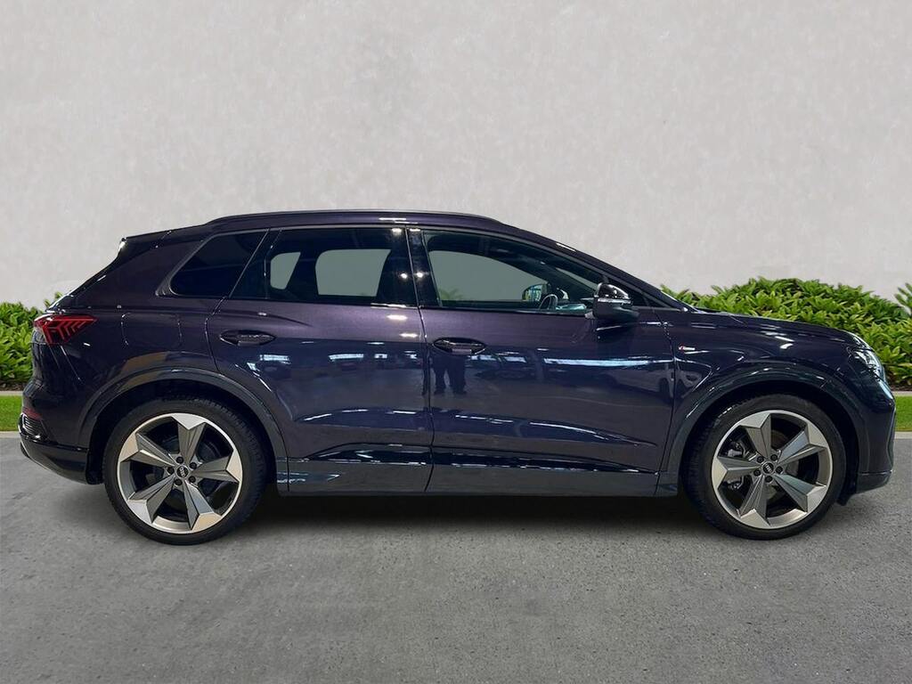 Audi Q4 E Tron 45 Black Edition Suv 82Kwh 286 KT25FXW Purple #3