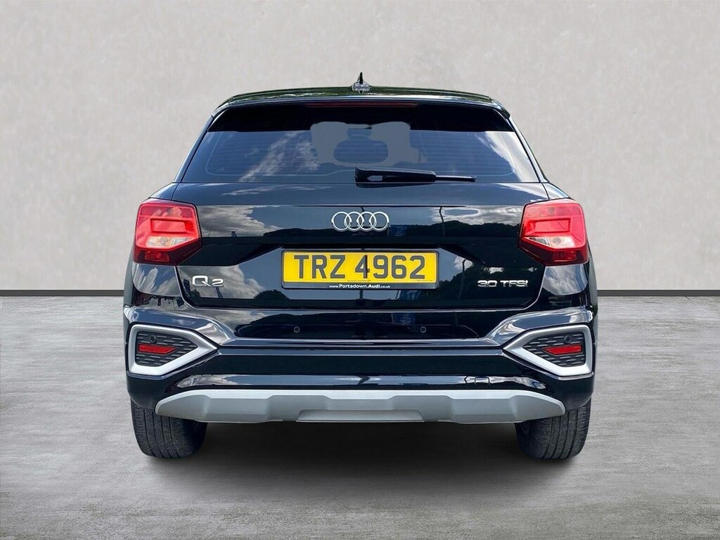 Audi Q2 30 Tfsi Sport Black #4