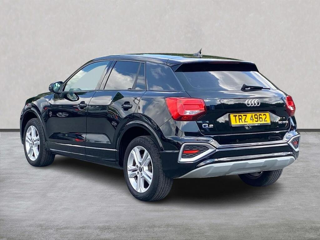 Audi Q2 30 Tfsi Sport Black #2