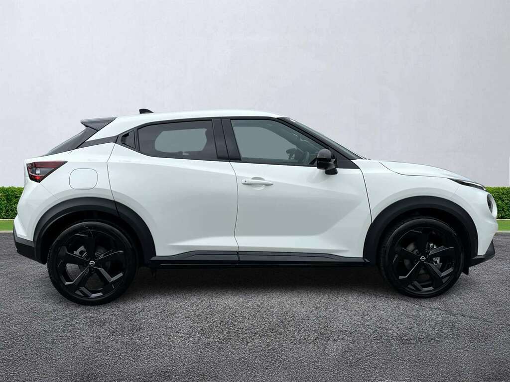 Nissan Juke 1.6 Hybrid Tekna NC75ETZ White #3