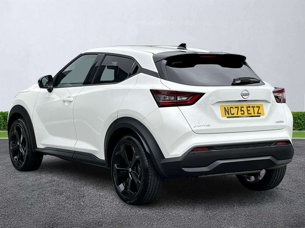 Nissan Juke 1.6 Hybrid Tekna NC75ETZ White #2