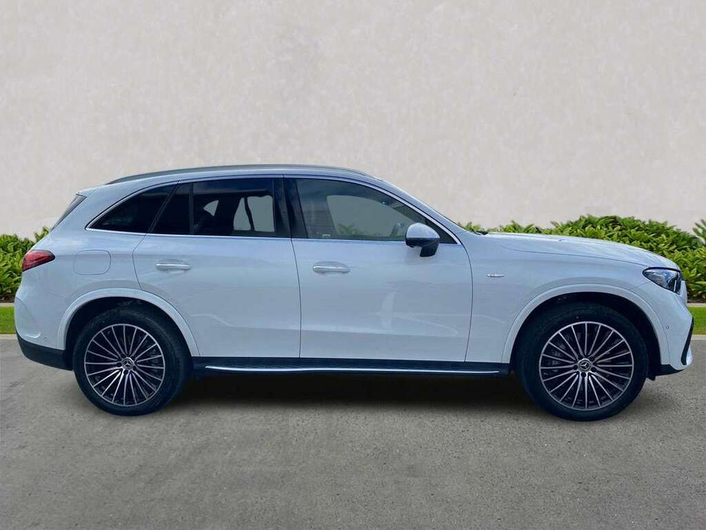 Mercedes-Benz GLC Class Glc 300E 4Matic Amg Line Prem Plus 9G-tronic KX25UPG White #3