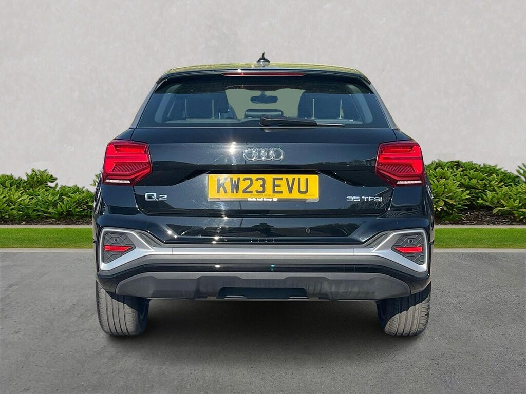 Audi Q2 35 Tfsi S Line KW23EVU Black #4