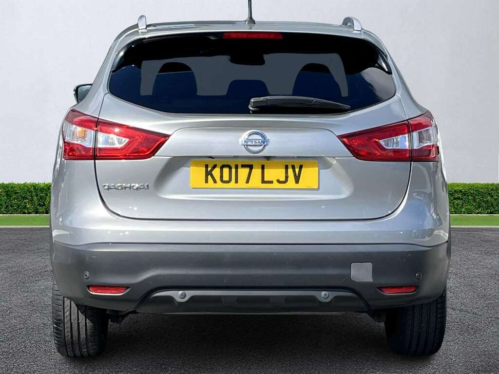 Nissan Qashqai 1.6 Dci Tekna Xtronic Silver #4