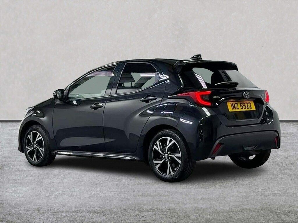Toyota Yaris 1.5 Hybrid Design Cvt IMZ5922 Black #2