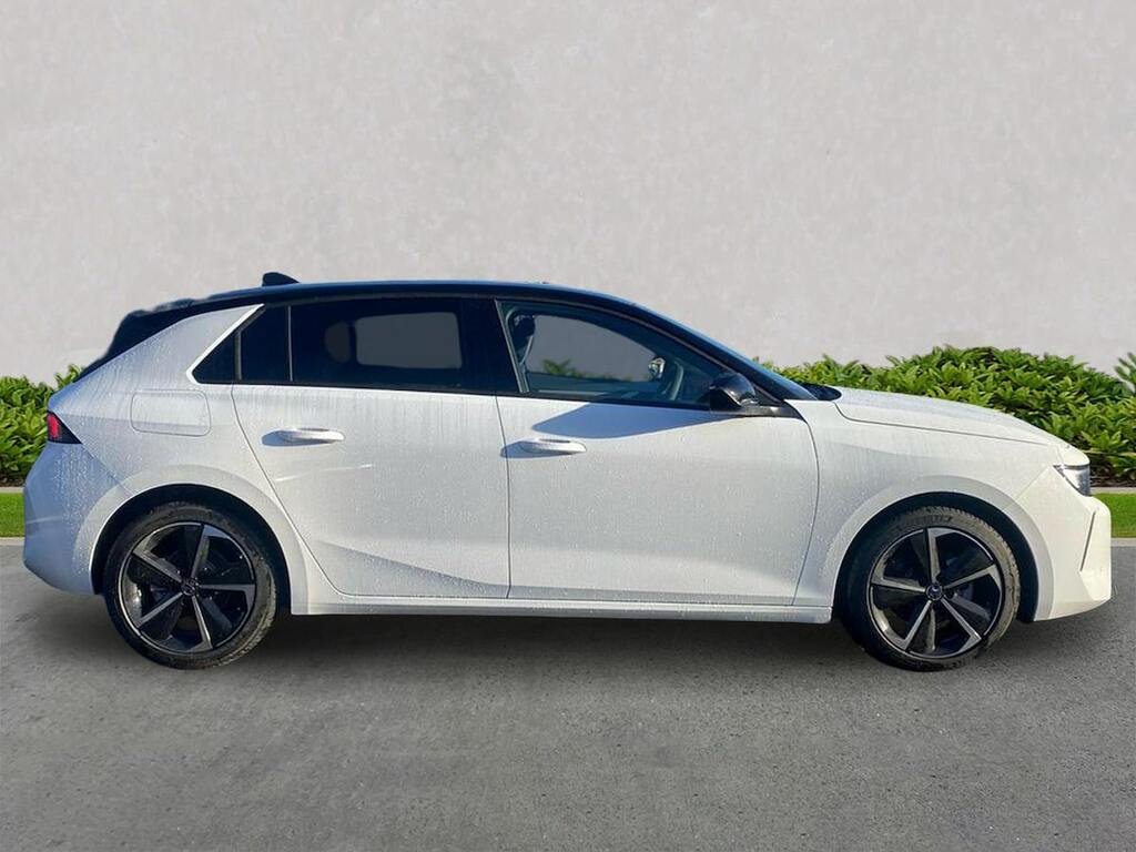 Vauxhall Astra 1.2 Turbo Griffin Hatchback Euro DA26XYX White #3