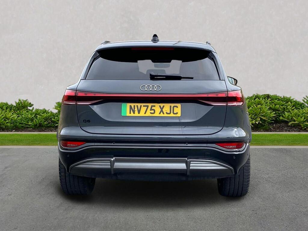 Audi Q6 E-Tron 225Kw Performance 100Kwh S Line Sv NV75XJC Grey #4