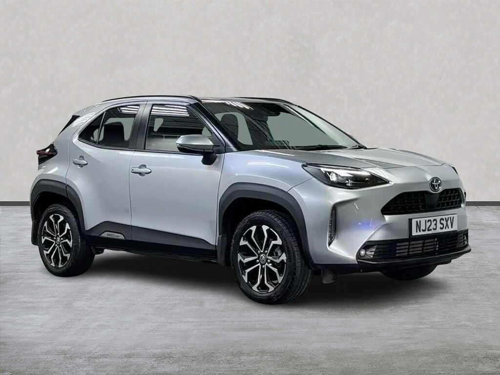 Toyota Yaris Cross 1.5 Vvt-h Design Suv Hybrid E-cvt Euro Silver
