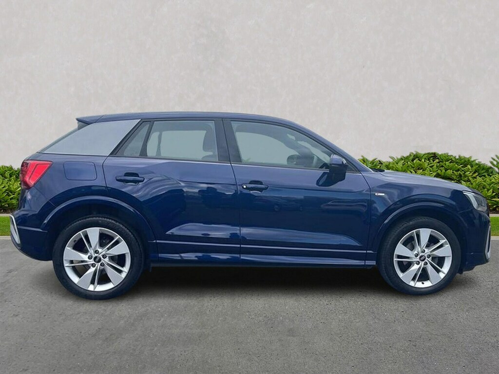 Audi Q2 35 Tfsi S Line S Tronic EK23LHM Blue #3