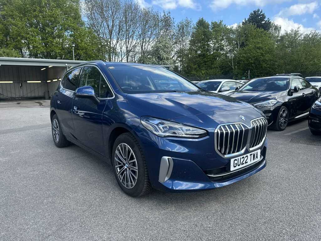 BMW 2 Series 220I Mht Luxury Dct Blue