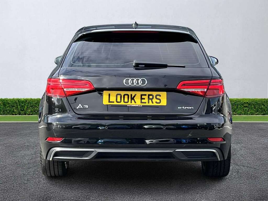 Audi A3 1.4 Tfsi E-tron S Tronic Black #4