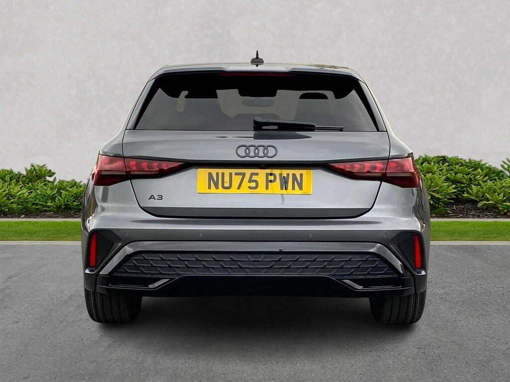 Audi A3 1.5 Tfsi 150 Black Edition S Tronic NU75PWN Grey #4