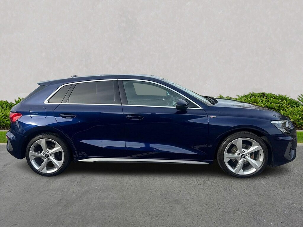Audi A3 30 Tfsi S Line S Tronic YT23FKU Blue #3